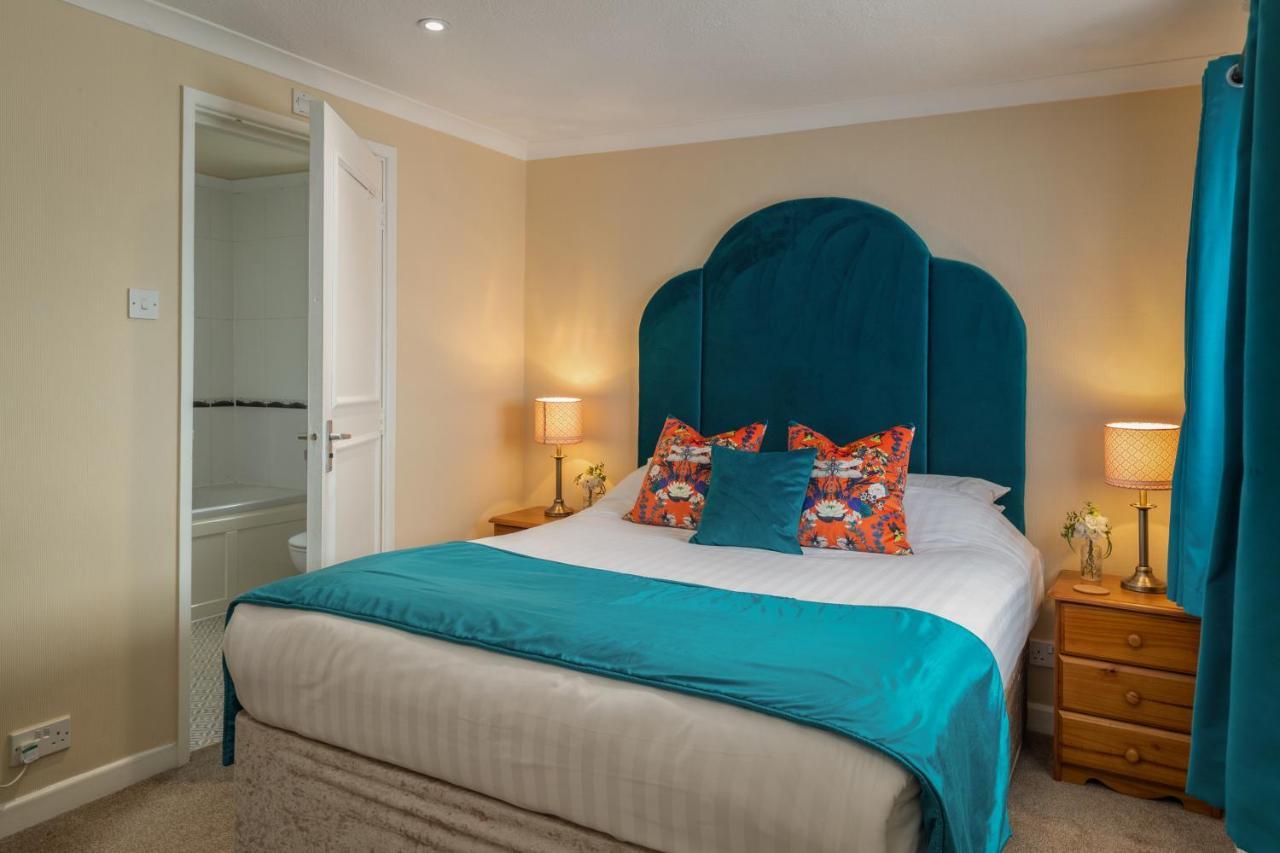 Hotel Plas Hyfryd Narberth Bagian luar foto