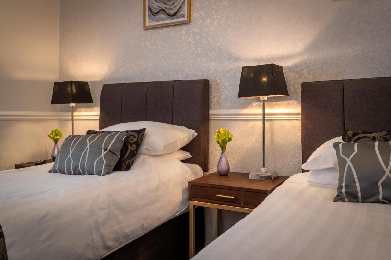 Hotel Plas Hyfryd Narberth Bagian luar foto