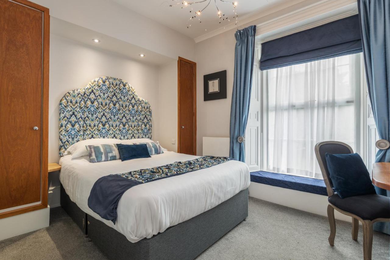 Hotel Plas Hyfryd Narberth Bagian luar foto