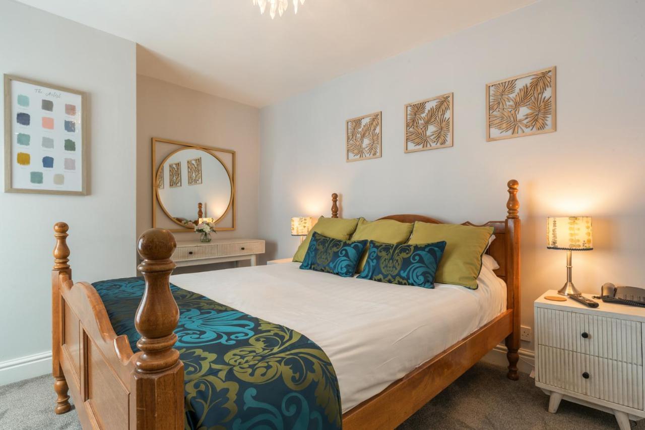 Hotel Plas Hyfryd Narberth Bagian luar foto